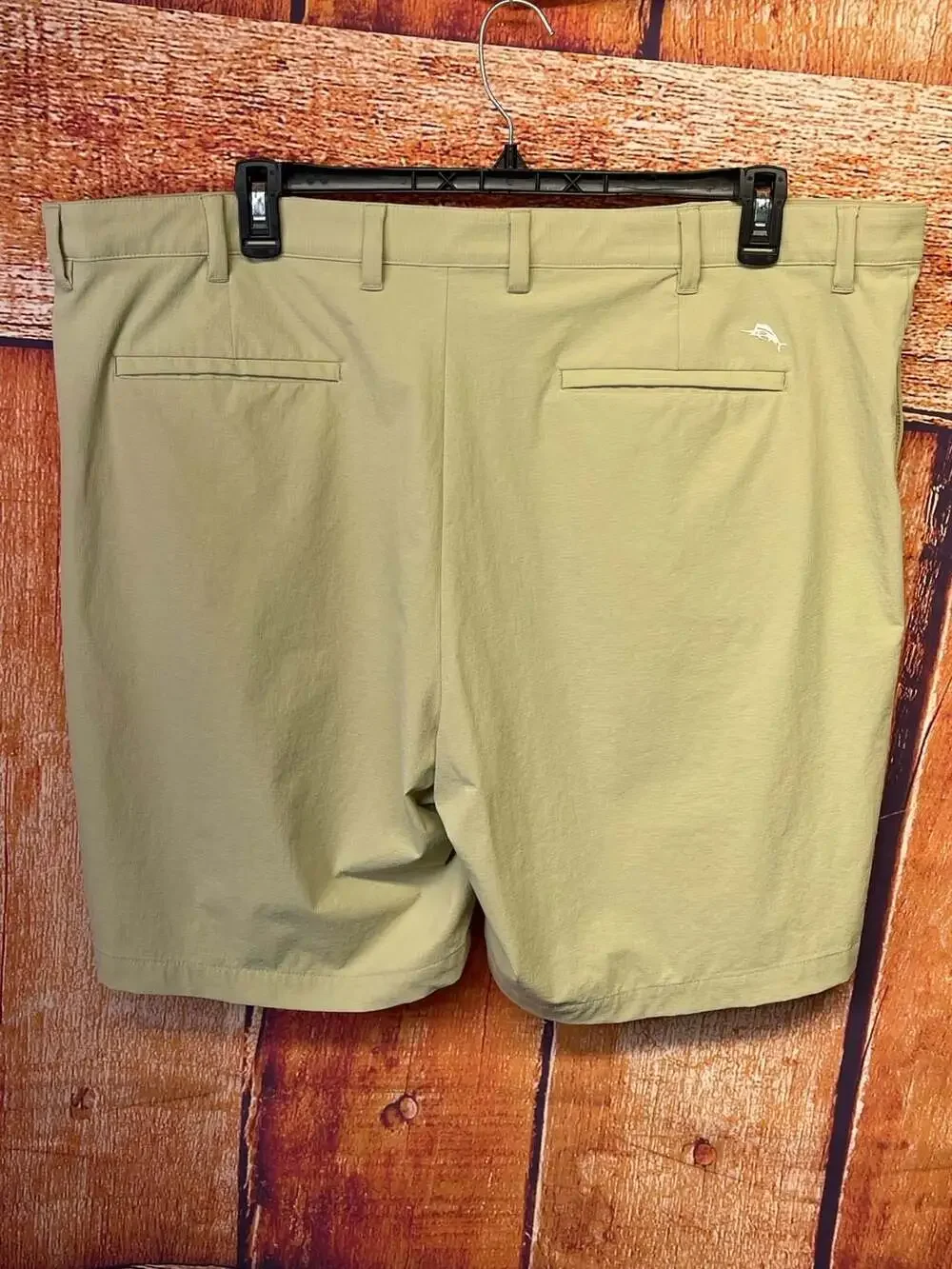 Tommy Bahama IslandZone Chip Shot Performance Shorts Sz 44 w/ 9” lgnth